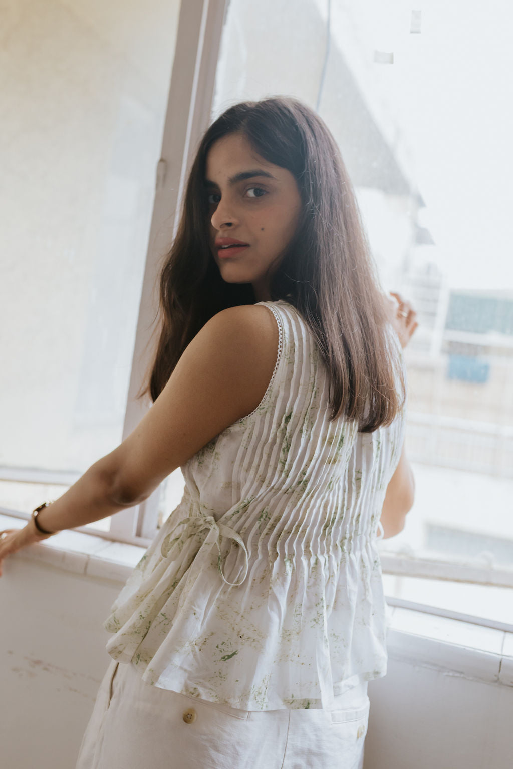 Neem Mulberry Pintuck top