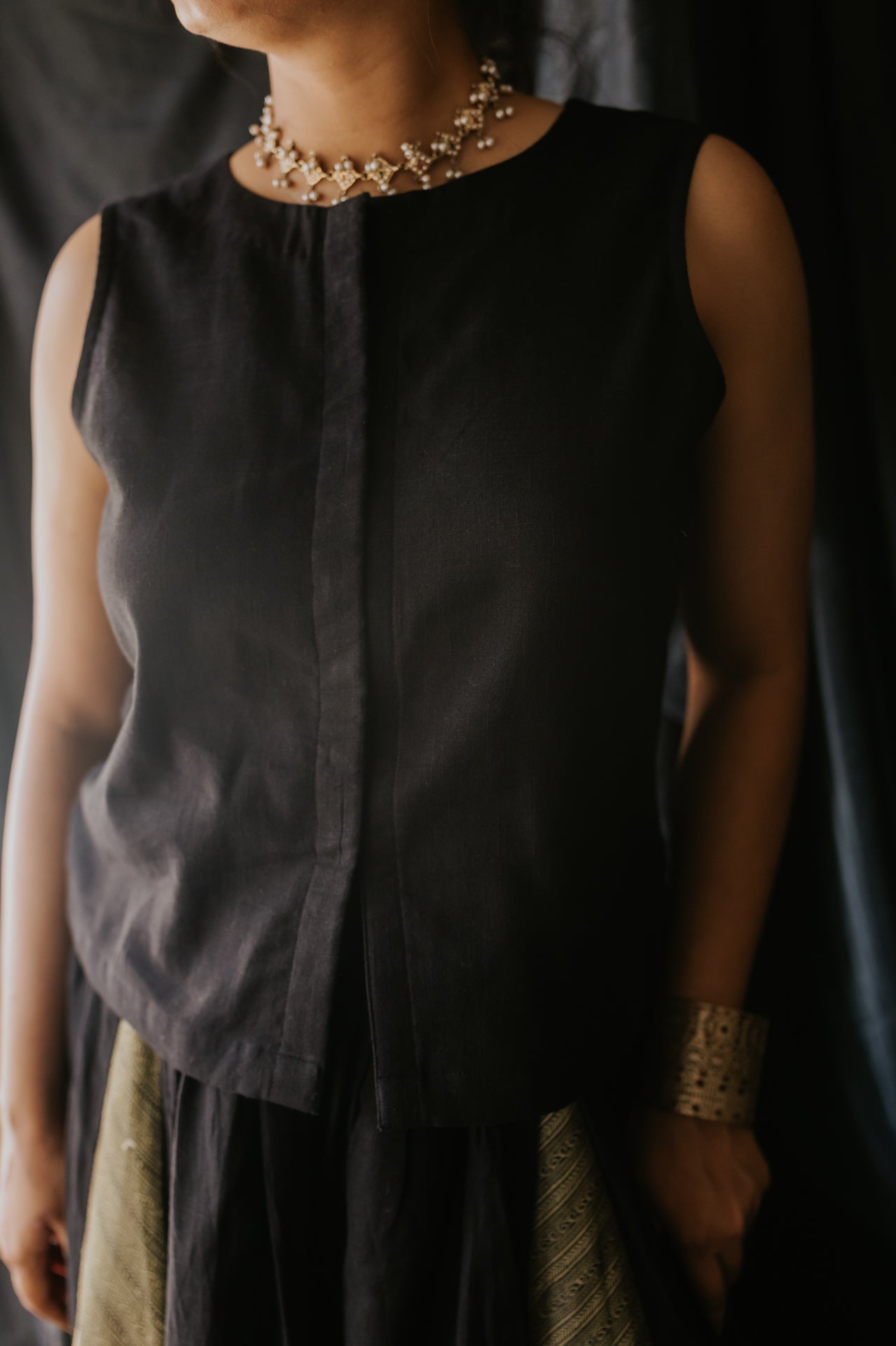 Black Linen Sleeveless Vest