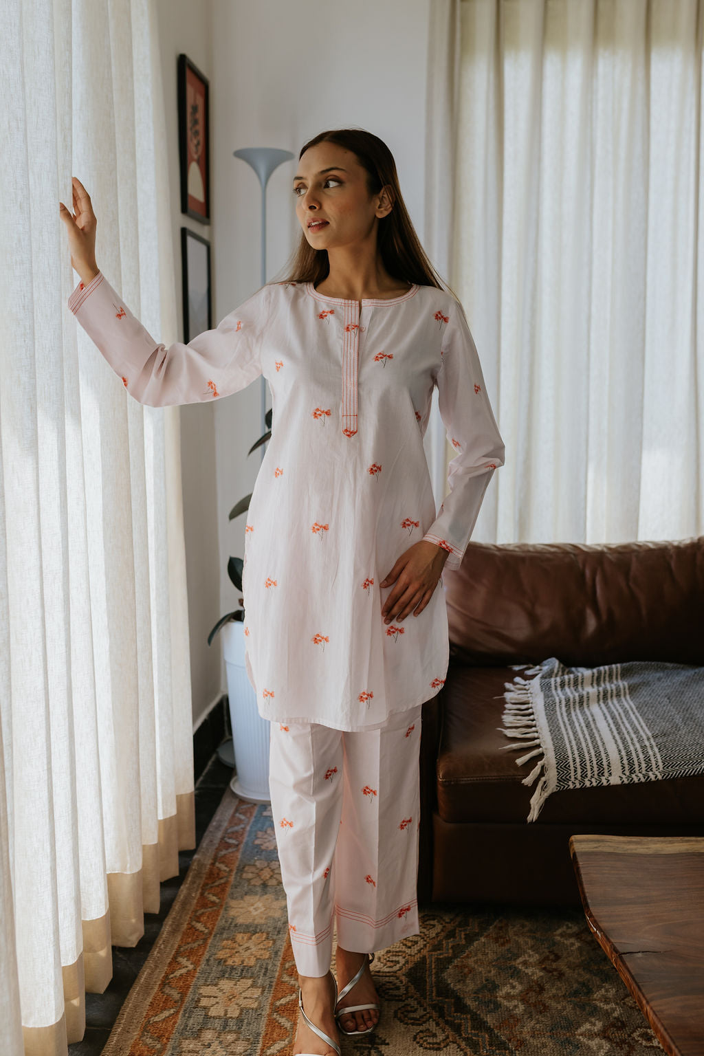 Hold Me Like a Flower Cord Set