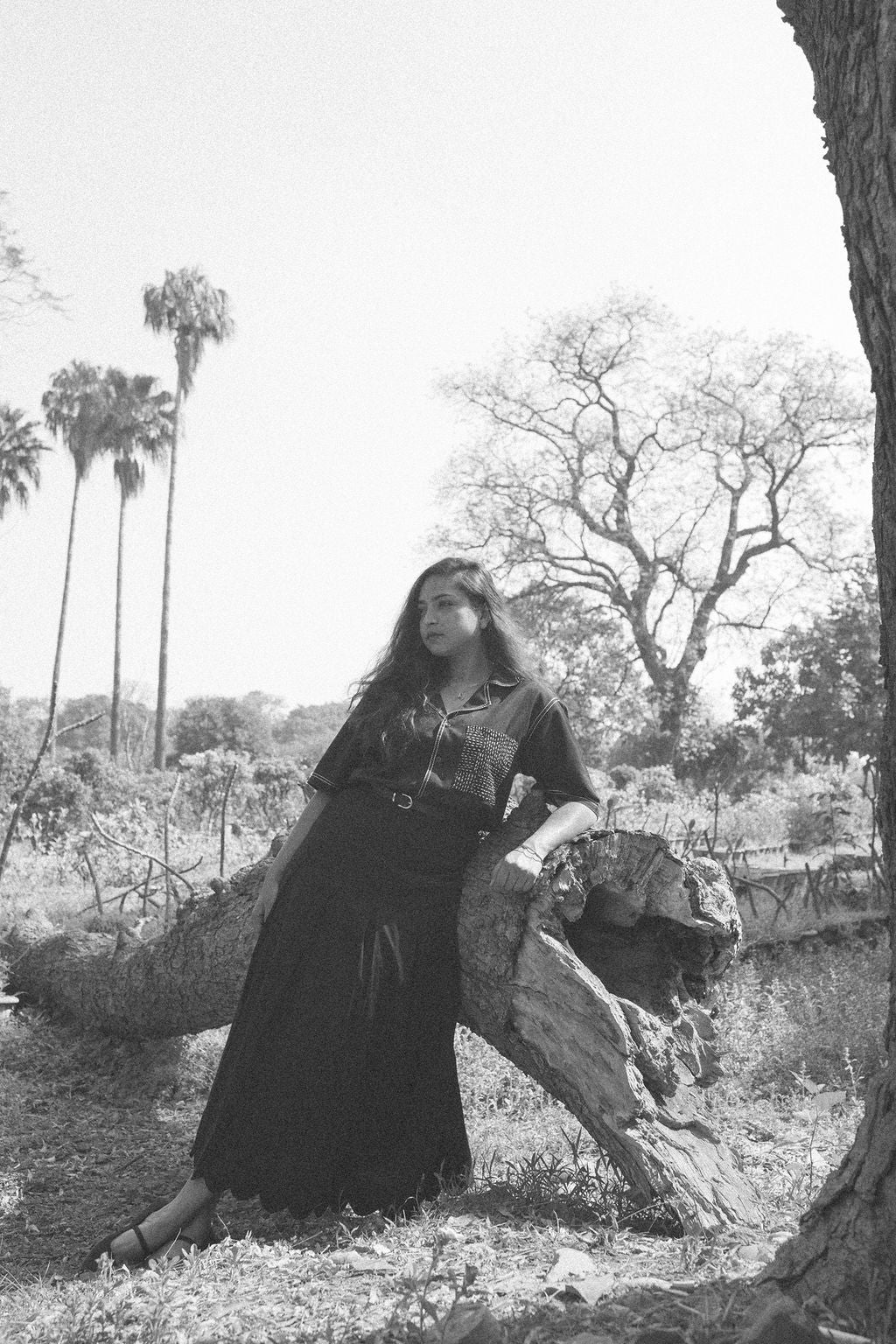 Black Scallop Pleated Skirt