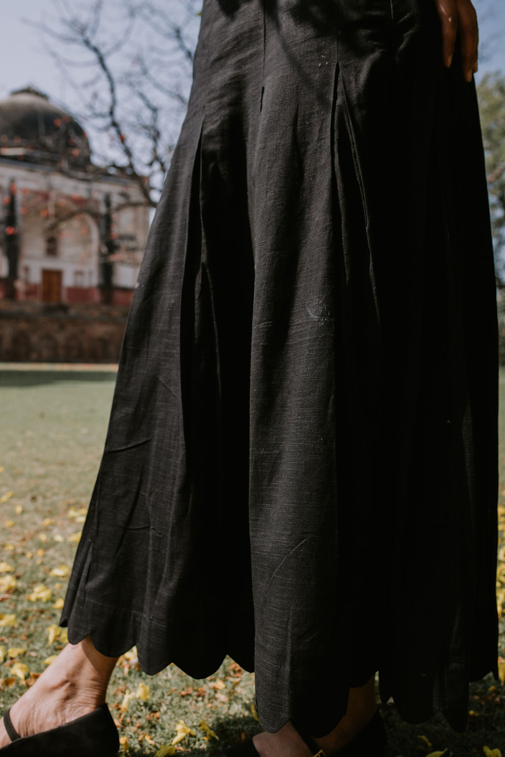 Black Scallop Pleated Skirt