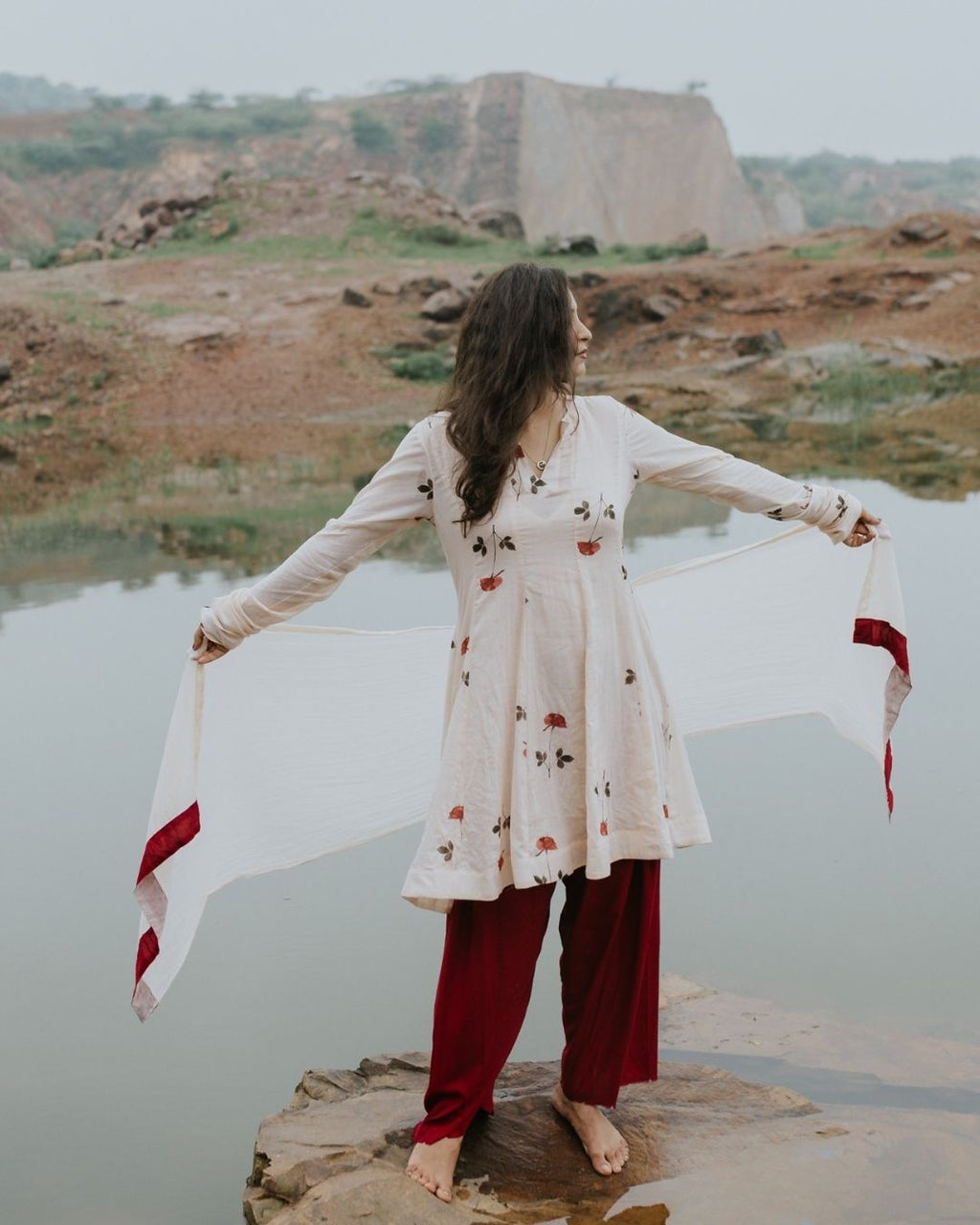 Handpainted Rose Garden Mulmul Kurta Set