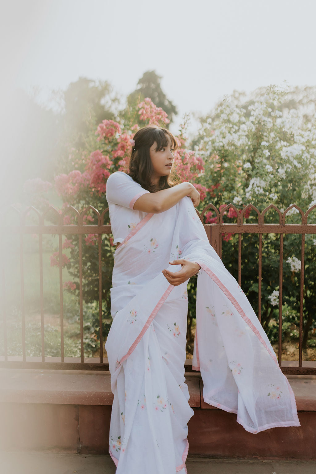 Pink Scalloped Rose Mulmul Saree, view 4