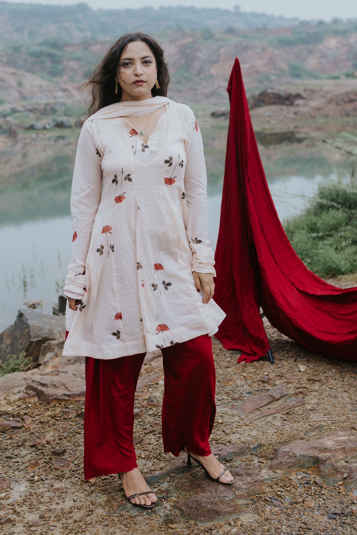 Handpainted Rose Garden Mulmul Kurta Set