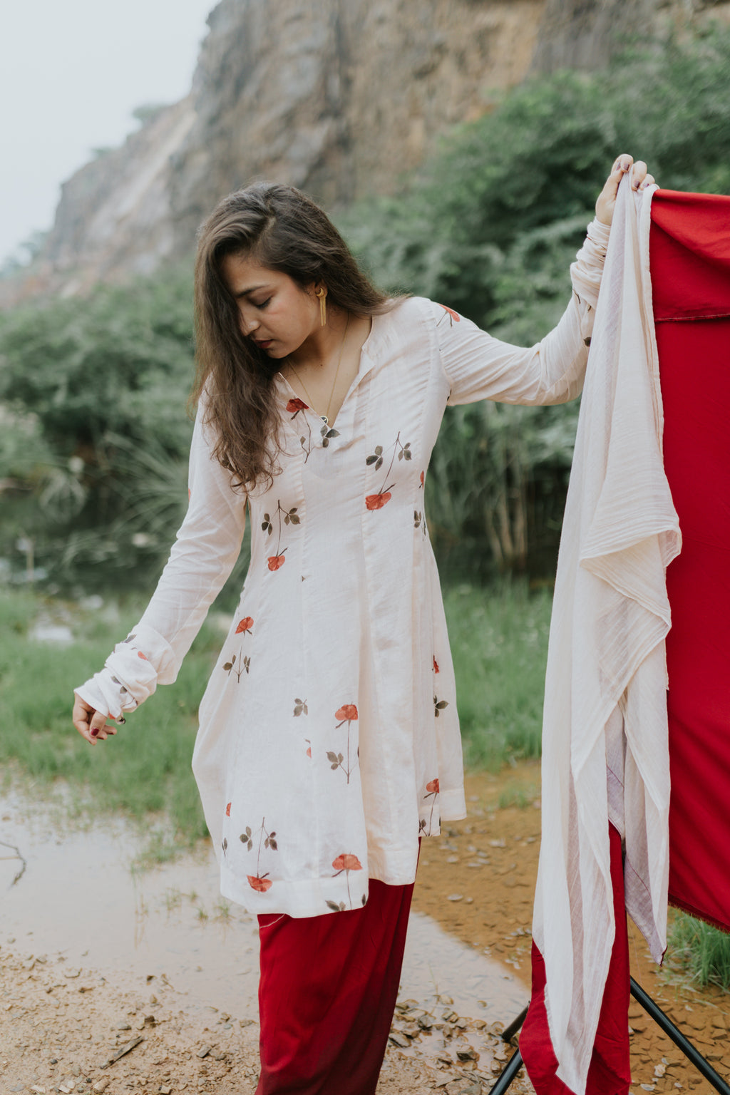 Handpainted Rose Garden Mulmul Kurta Set