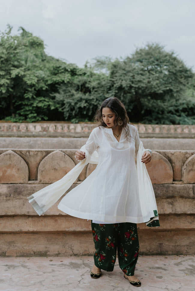 Handpainted Gulmohar Chanderi Farshi Dupatta Set Hover Image