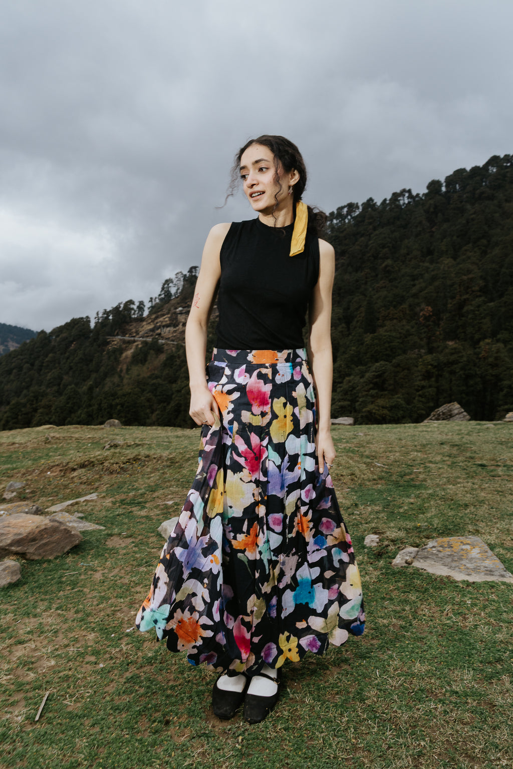 Night Painting Scallop Skirt