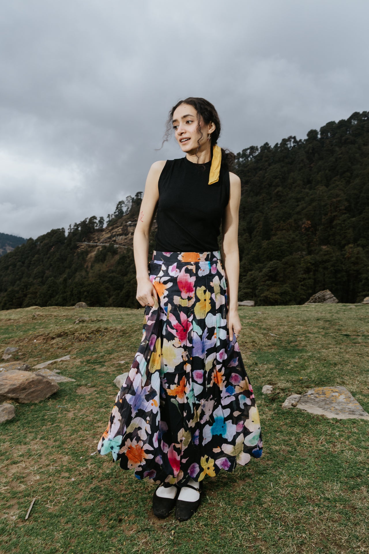 Night Painting Scallop Skirt