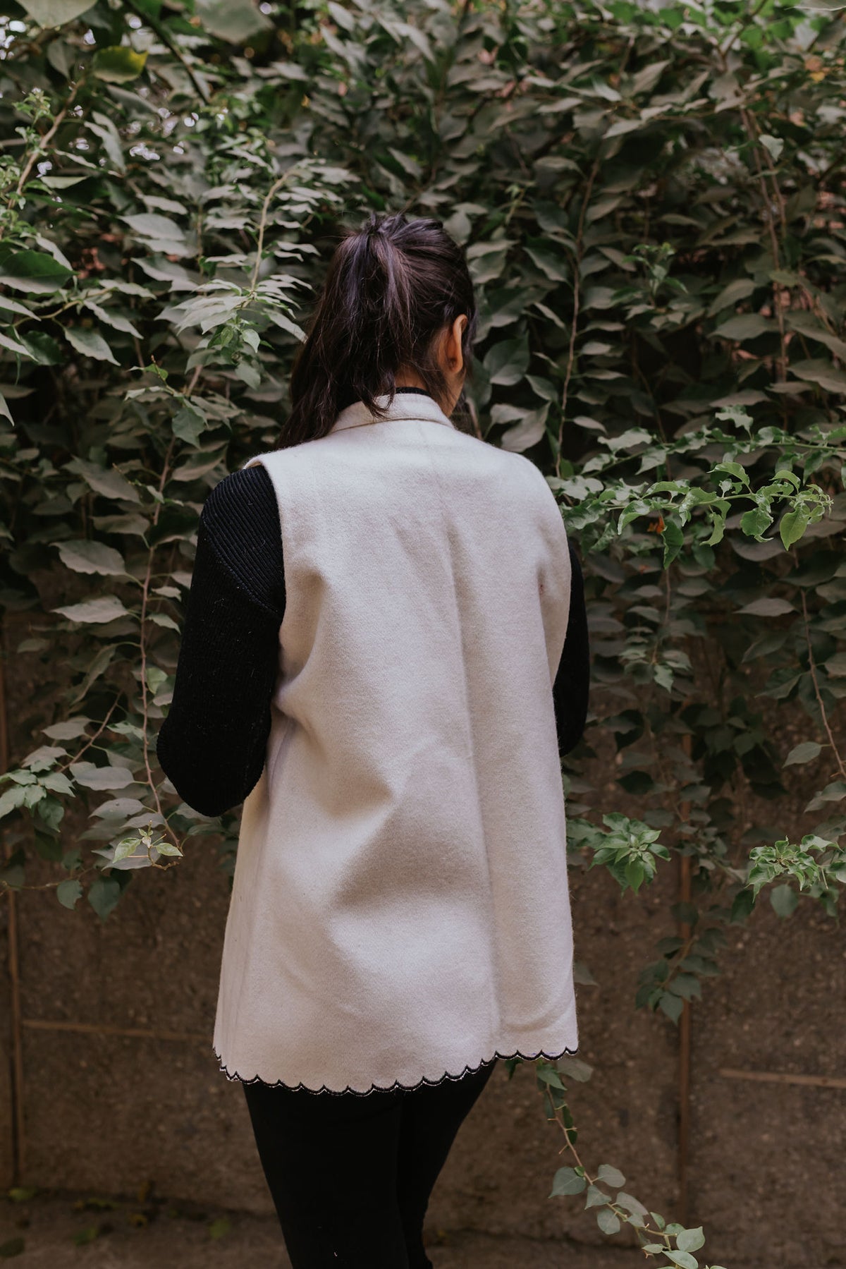 Scallop Wool Sadri, view 7