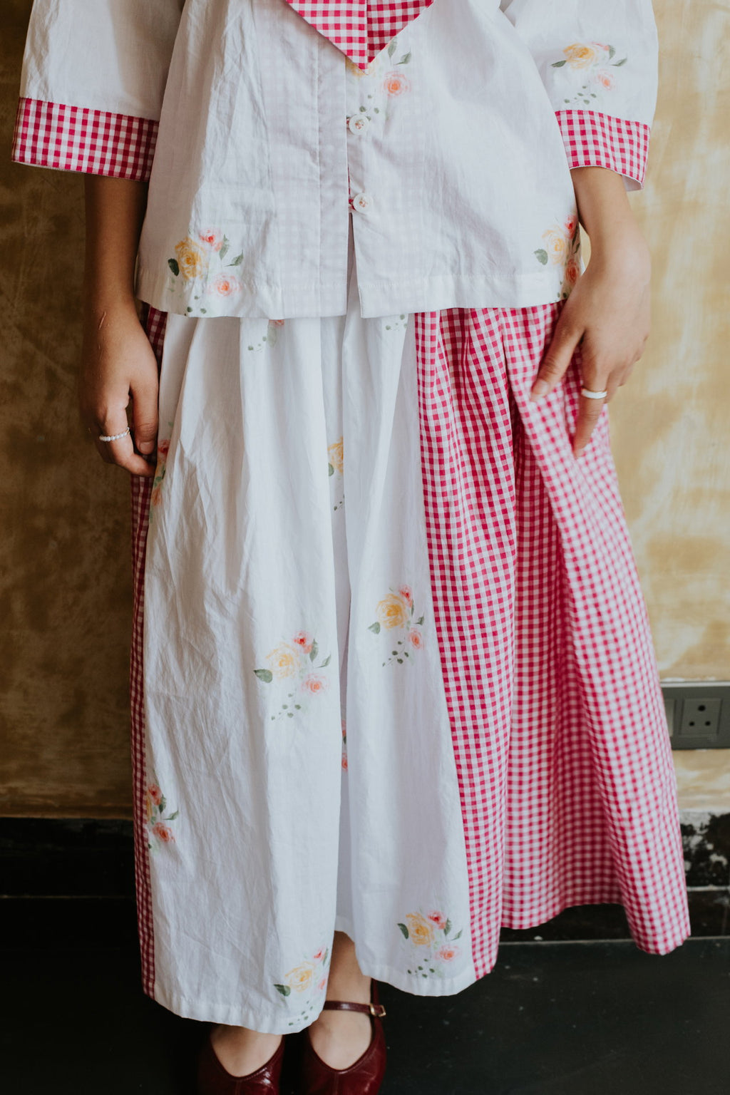 Roses at the Window Skirt