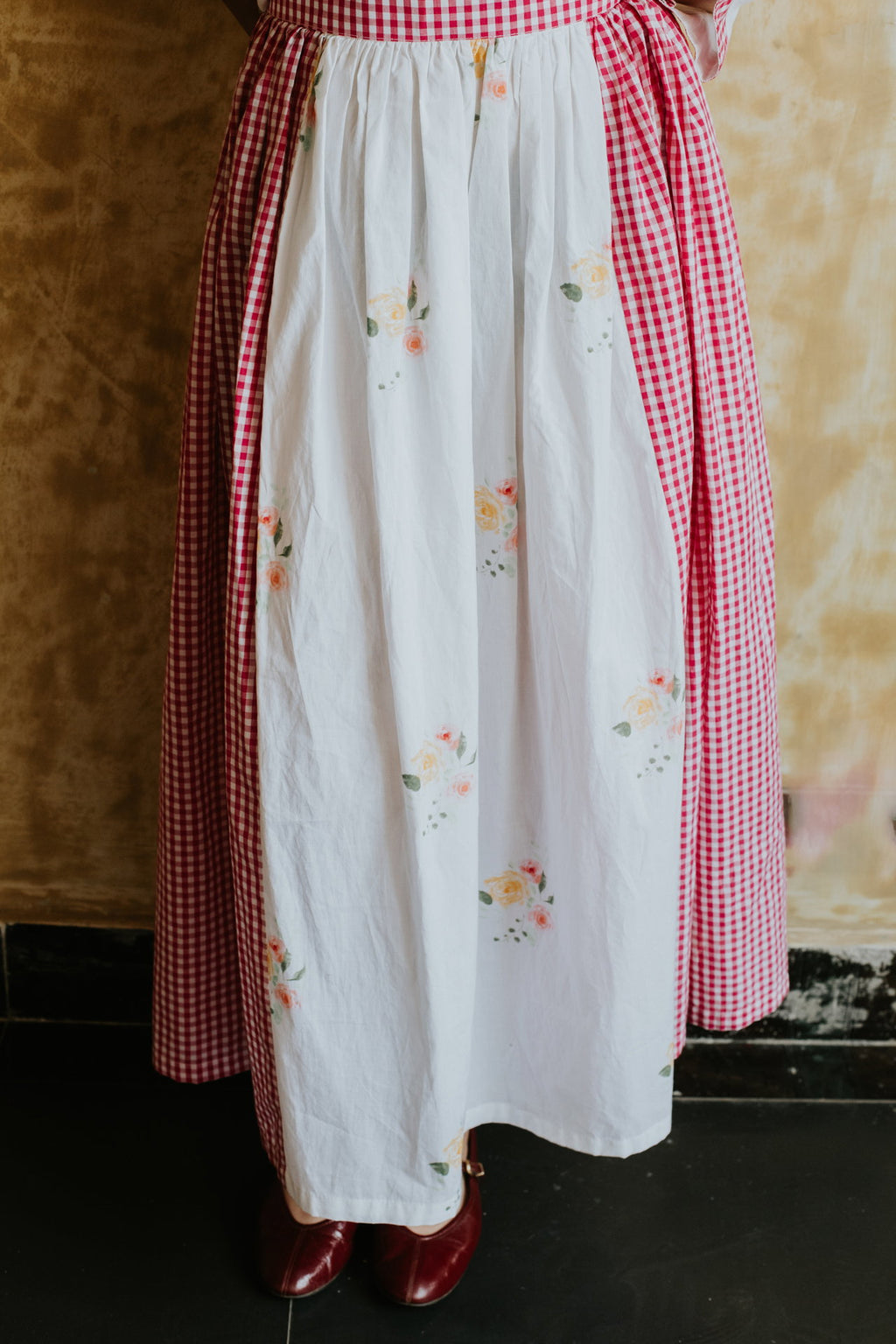 Roses at the Window Skirt