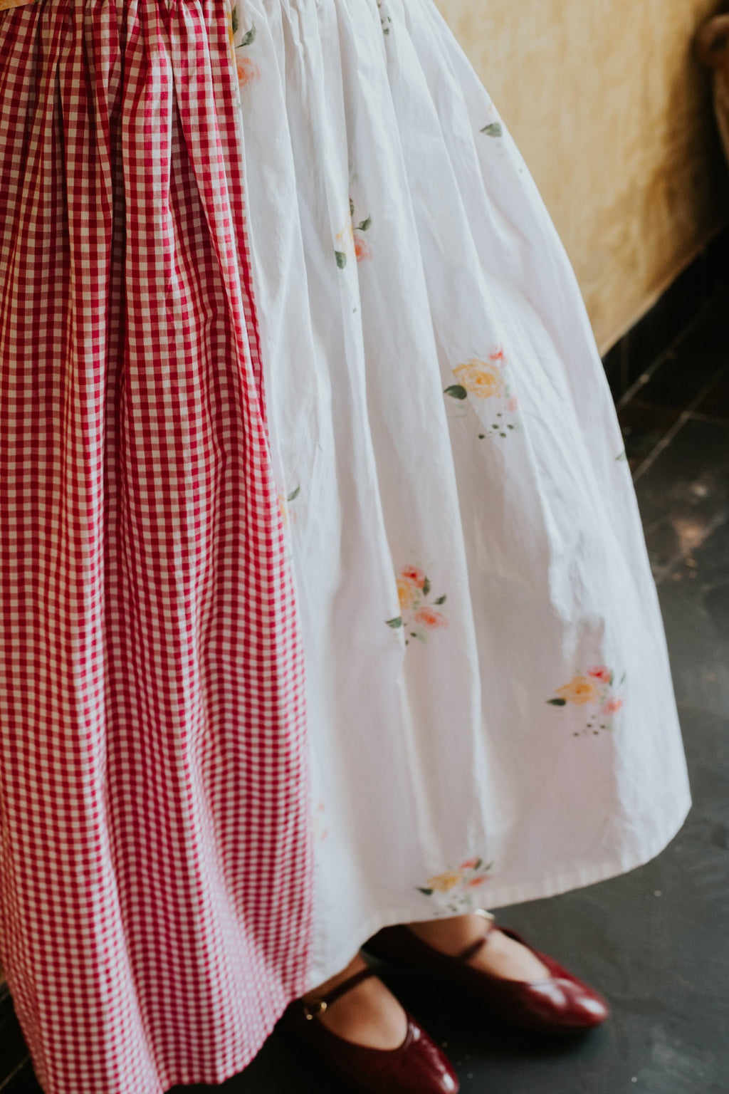 Roses at the Window Skirt