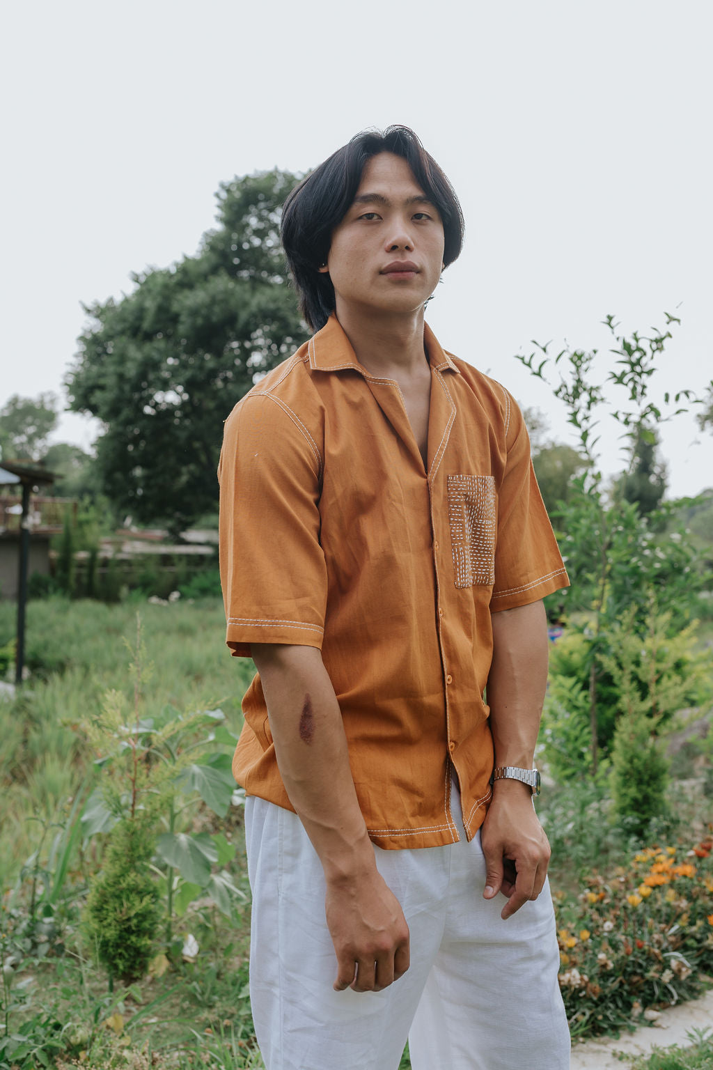 Hand-Embroidered Linen Shirt [UNISEX / SALE]