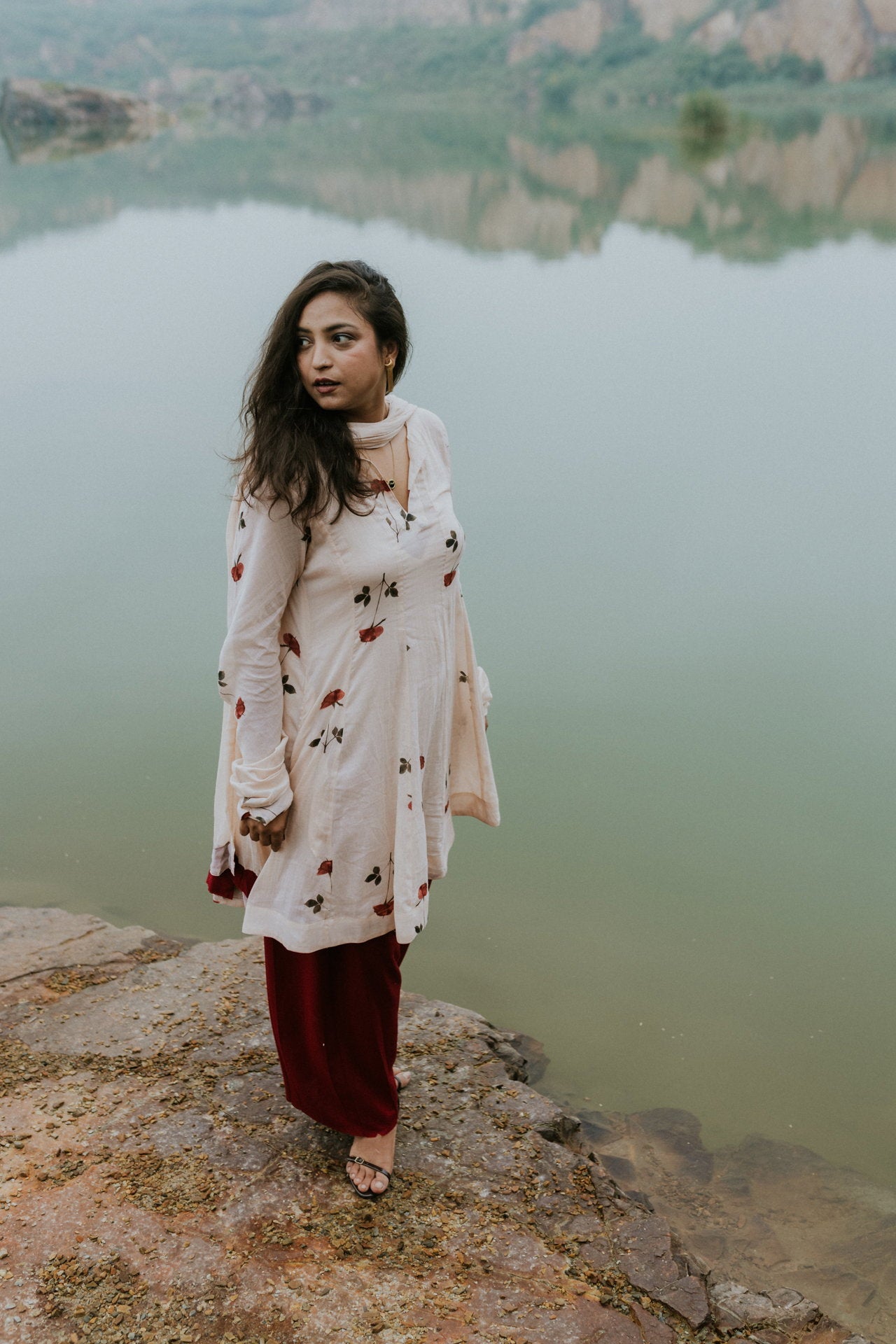 Handpainted Rose Garden Mulmul Kurta Set