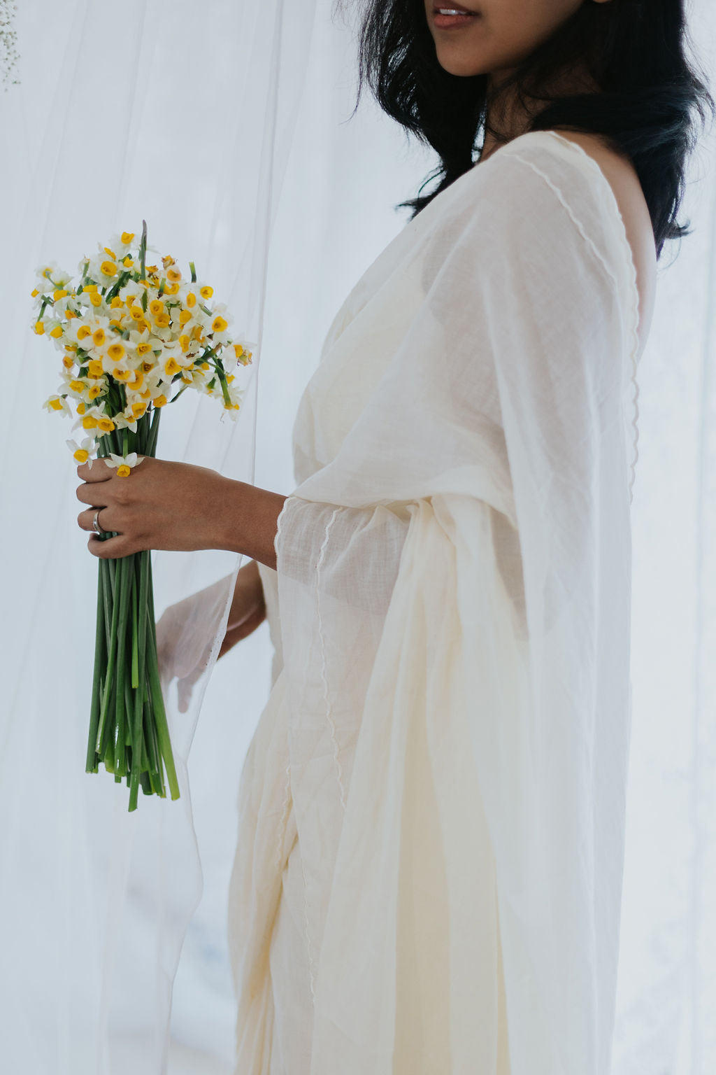 Hanns-vali-Safed Saree, view 4