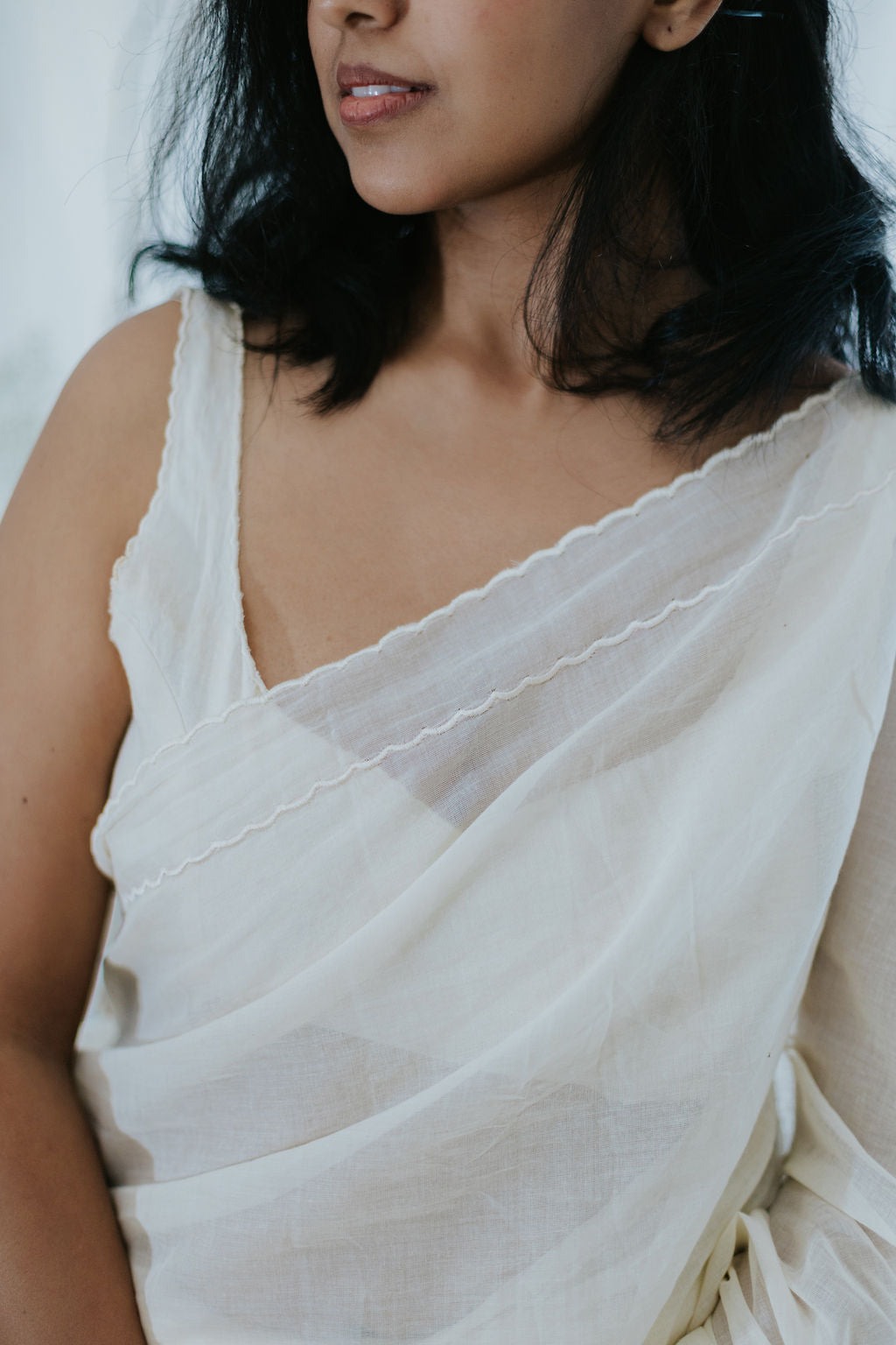 Hanns-vali-Safed Saree, view 8
