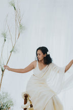 Hanns-vali-Safed Saree