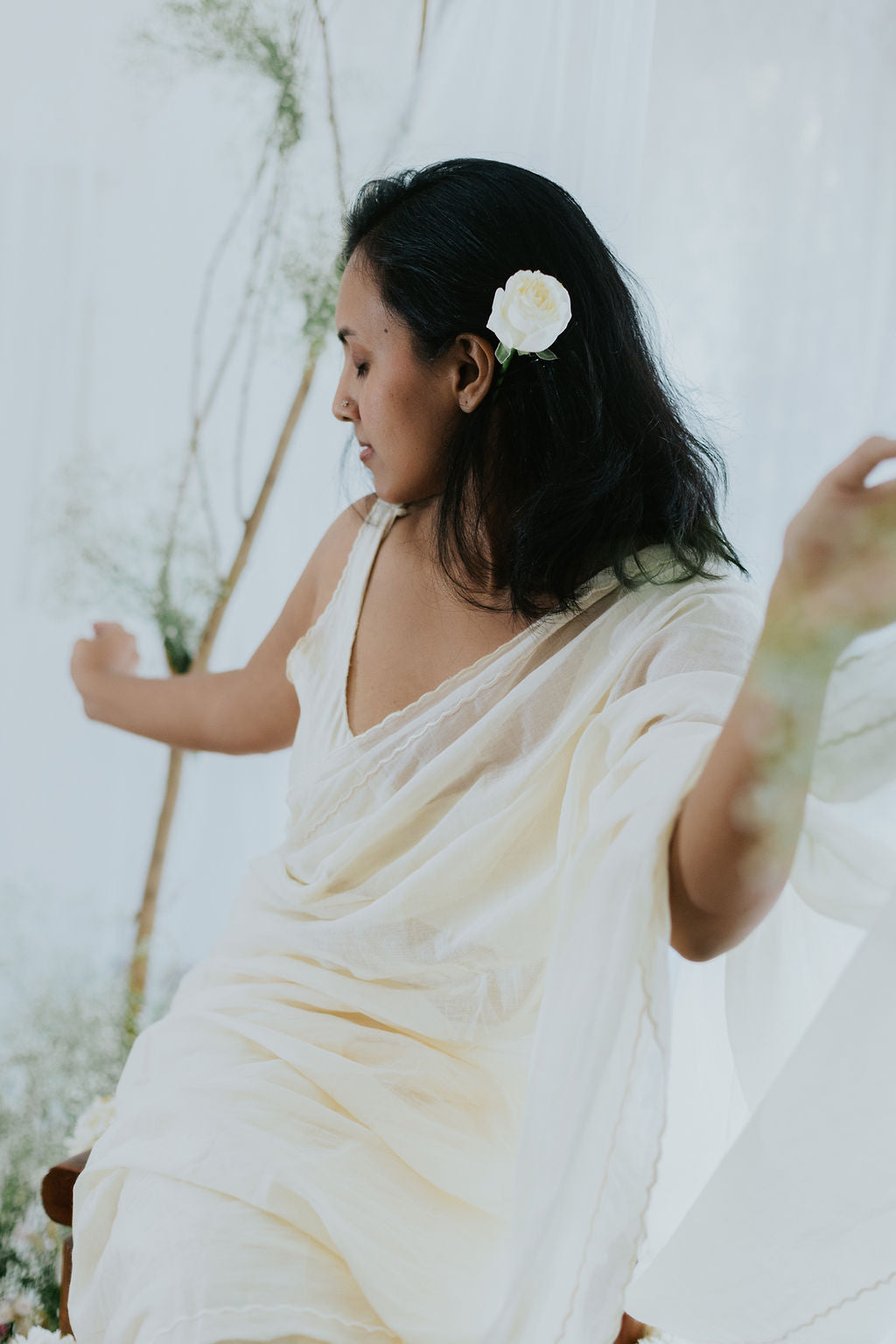 Hanns-vali-Safed Saree, view 13
