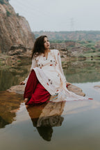 Handpainted Rose Garden Mulmul Kurta Set
