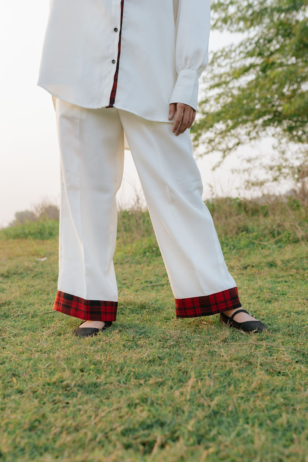 The Heartline Wool Cord Set