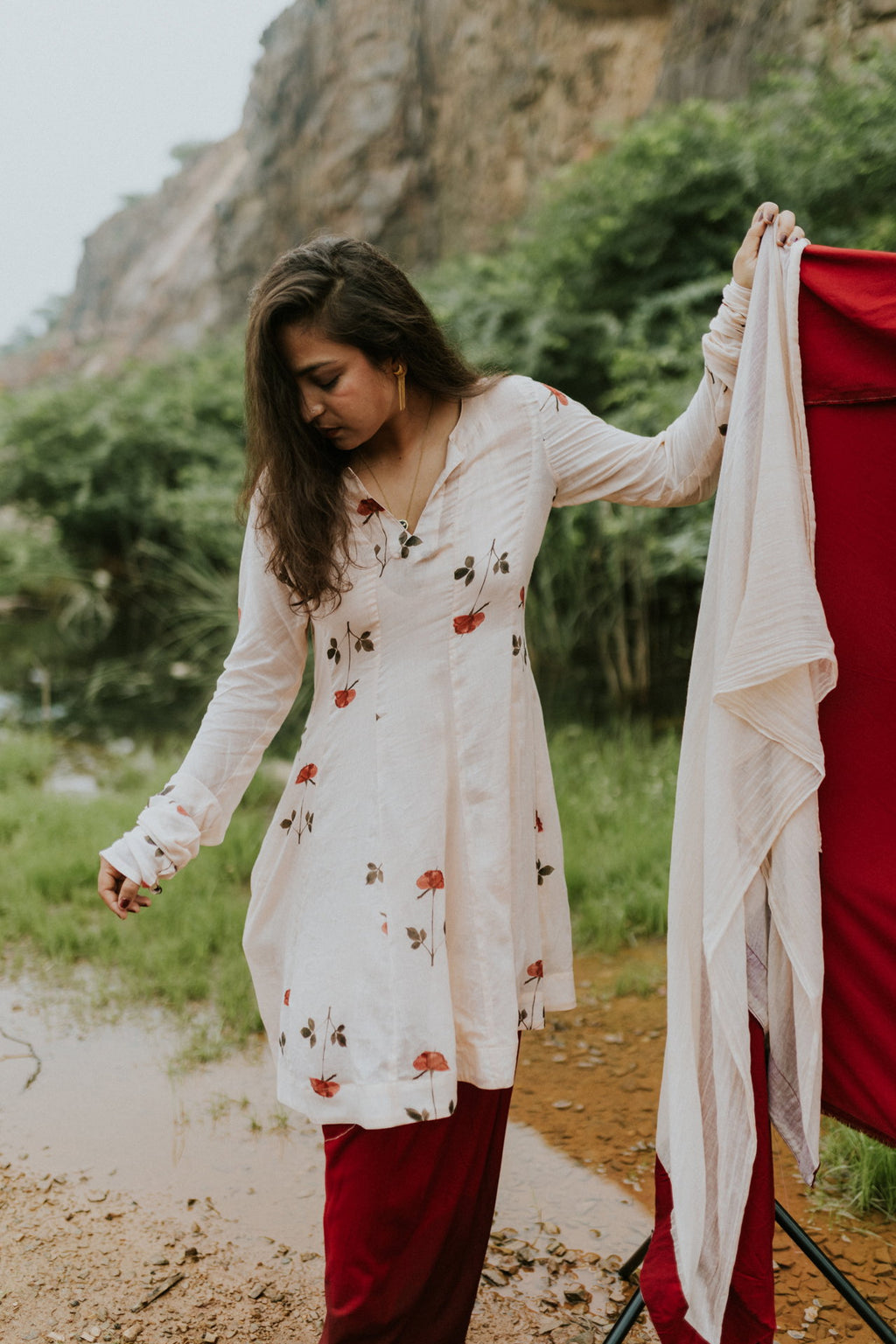 Handpainted Rose Garden Mulmul Kurta Set